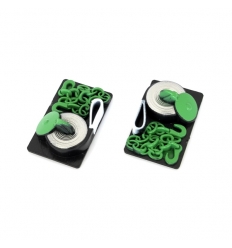 Sangles et chaines de remorquage vert factice X2