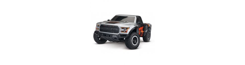 Traxxas Ford Raptor F-150 et Slash 4x2